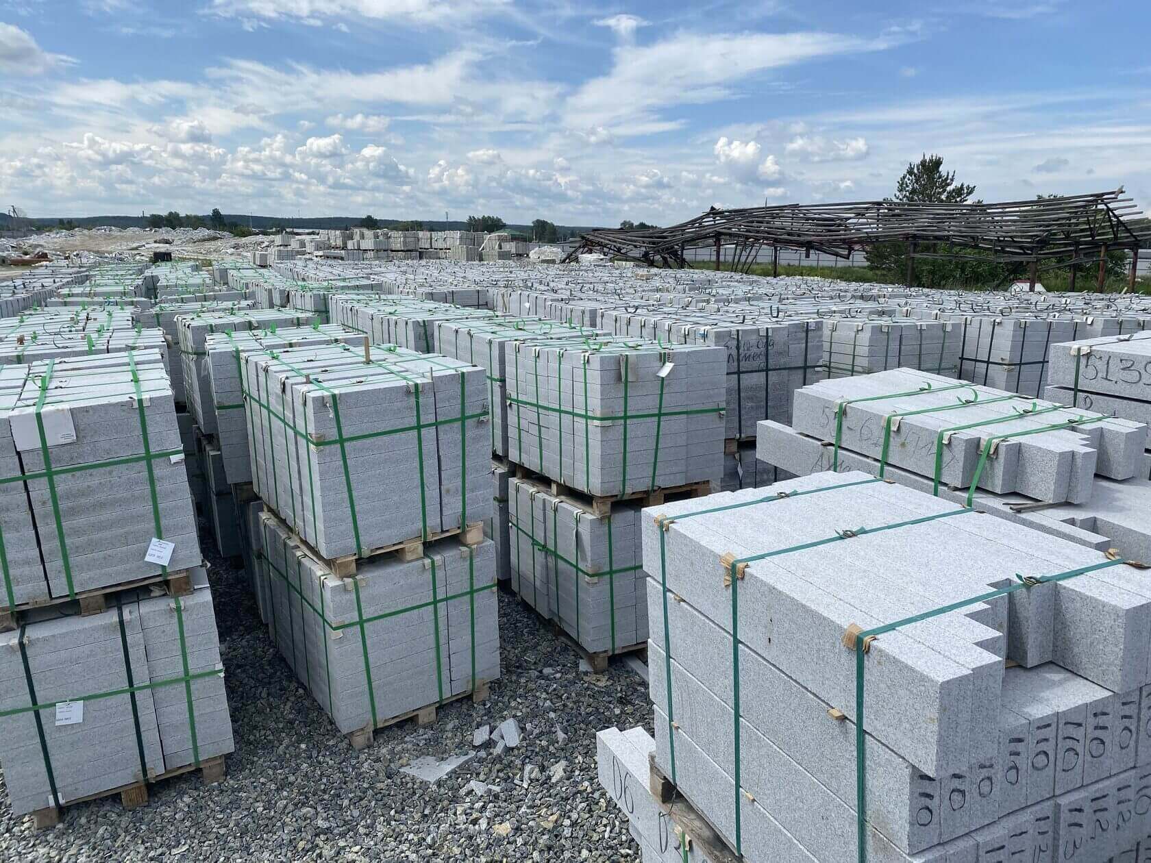 ДО 17 000 м² ПРОДУКЦИИ ЕЖЕМЕСЯЧНО В Балаково